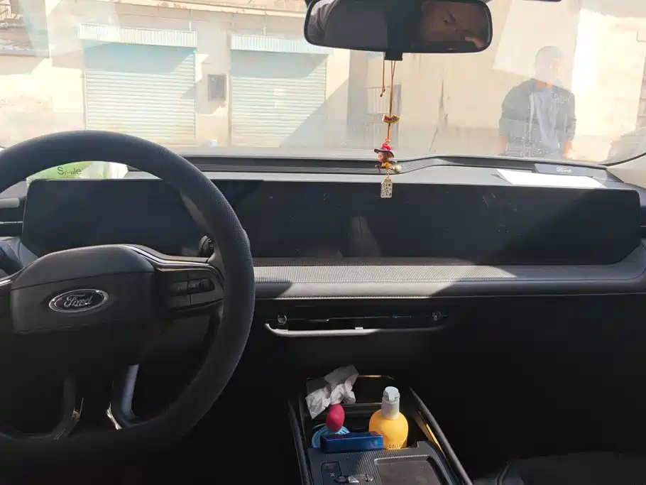 Ford Mondeo — миниатюра 13