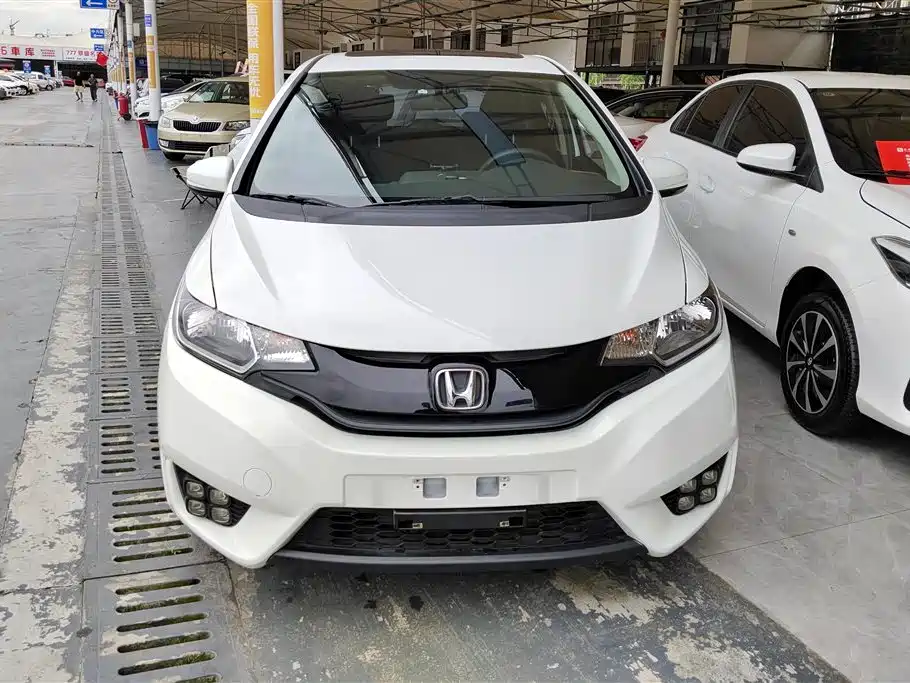 Honda Fit 2016 1.5L LXS CVT Comfort