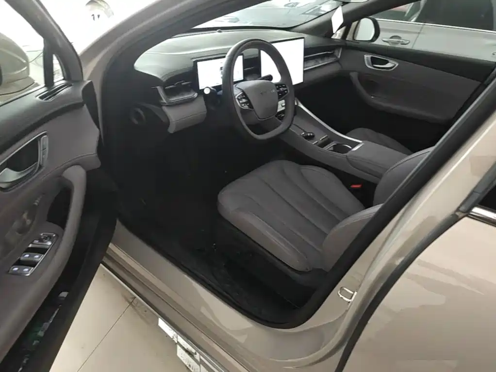 Roewe M7 DMH — миниатюра 16