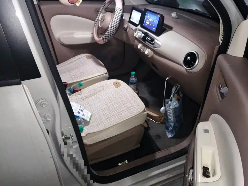 Wuling MINIEV — миниатюра 19