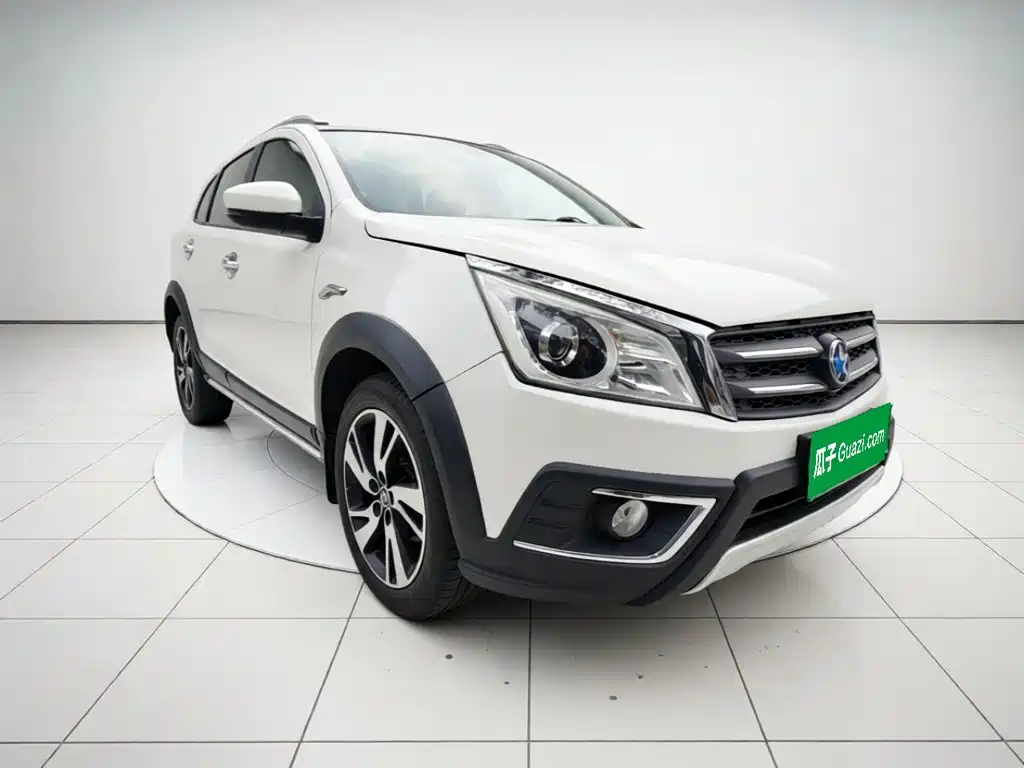 Venucia T70X — миниатюра 3