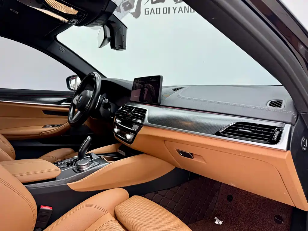 BMW 5 Series (Import) — миниатюра 14