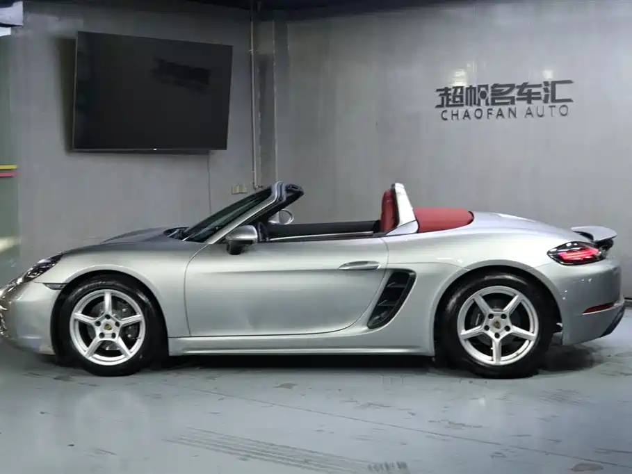 Porsche 718 2022 Boxster 2.0T