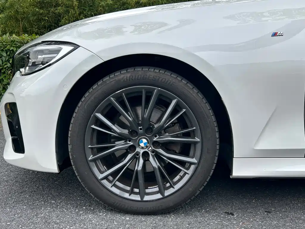 BMW 3 Series — миниатюра 6