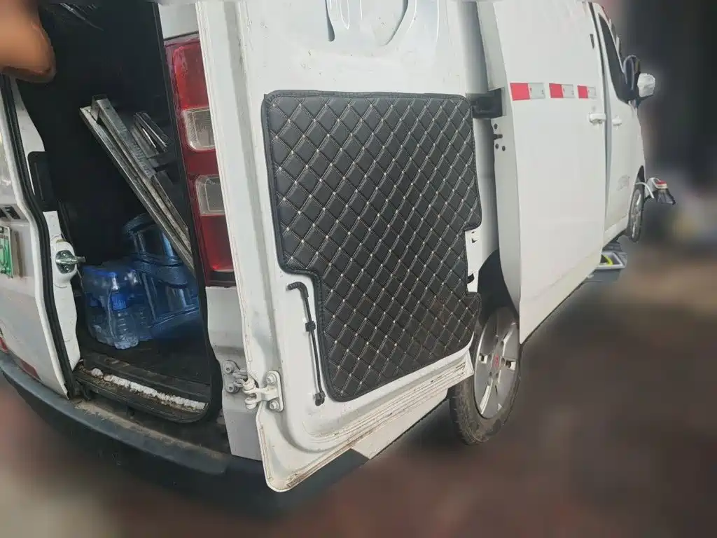 Wuling Yangguang — миниатюра 4