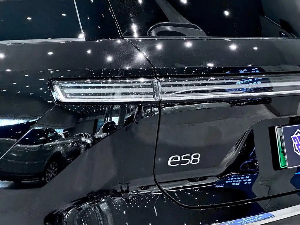 NIO ES8 2026 мест Executive Luxury