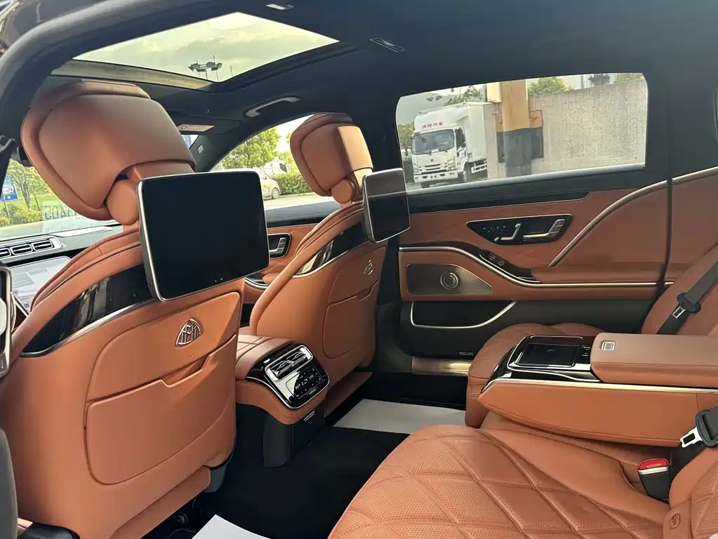 Mercedes-Benz S-Class — миниатюра 6