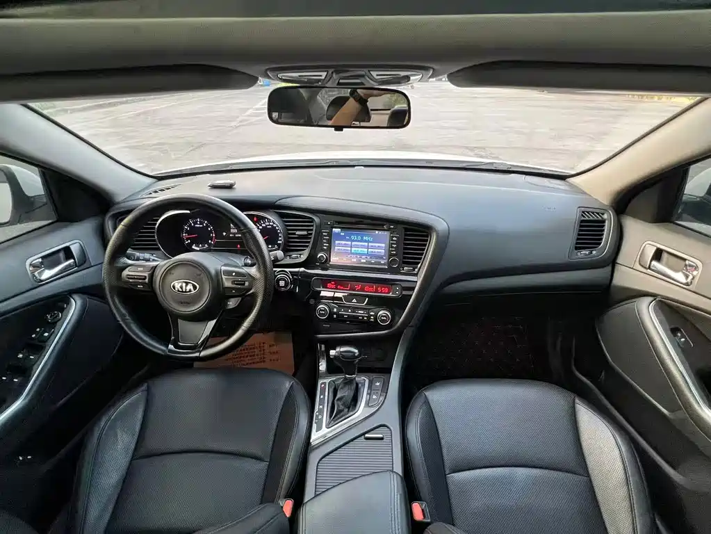 Kia K5 — миниатюра 11