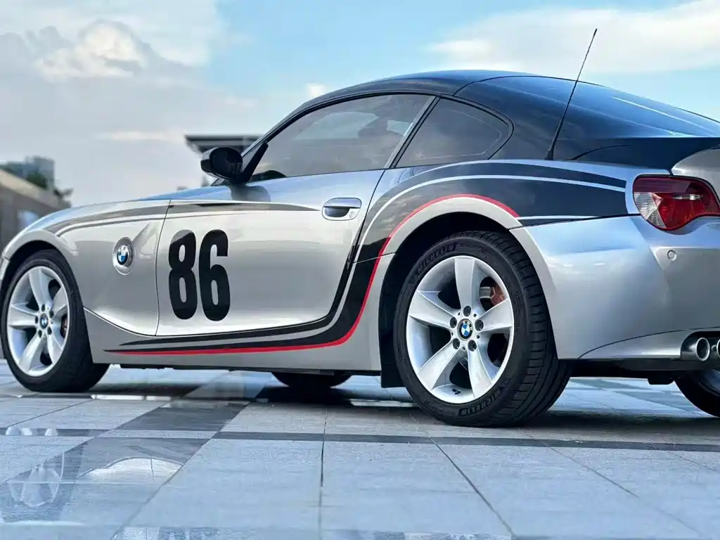 BMW Z4 — миниатюра 2