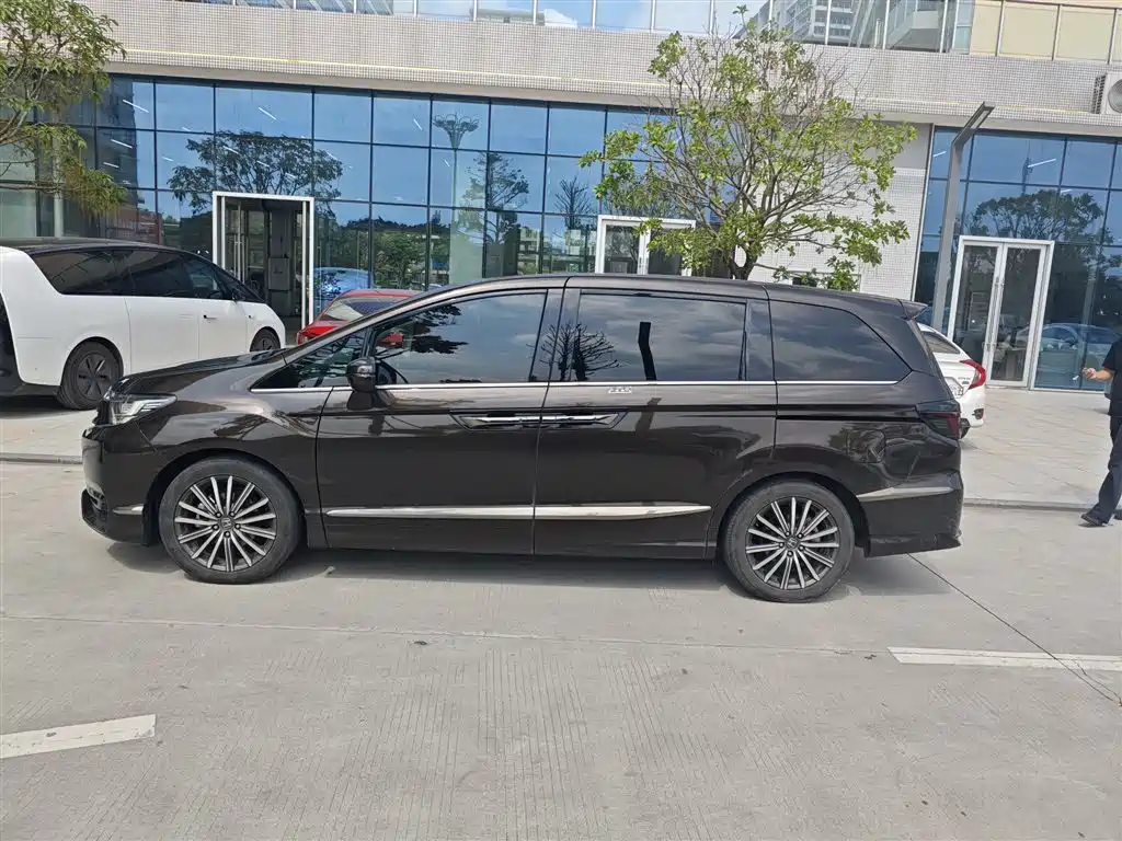 Honda Elysion 2022 2.0L e:HEV