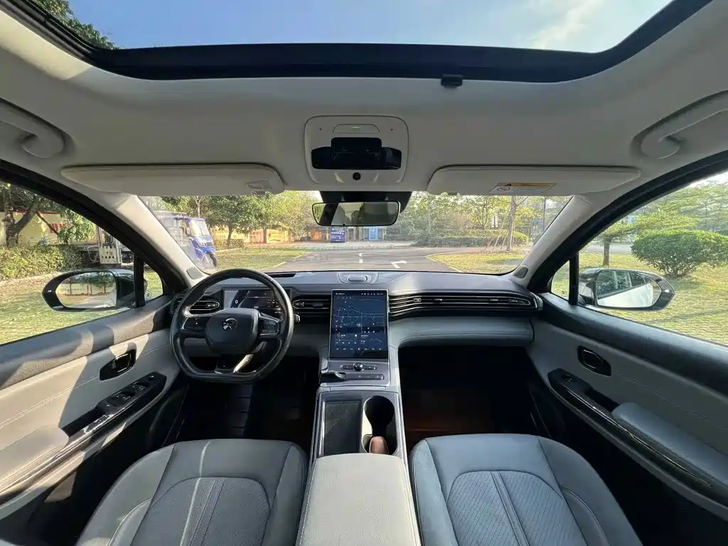 NIO ES6 — миниатюра 5