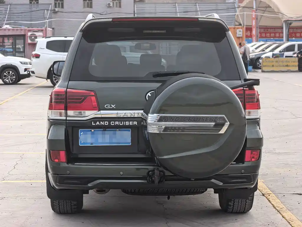 Toyota Land Cruiser — миниатюра 8