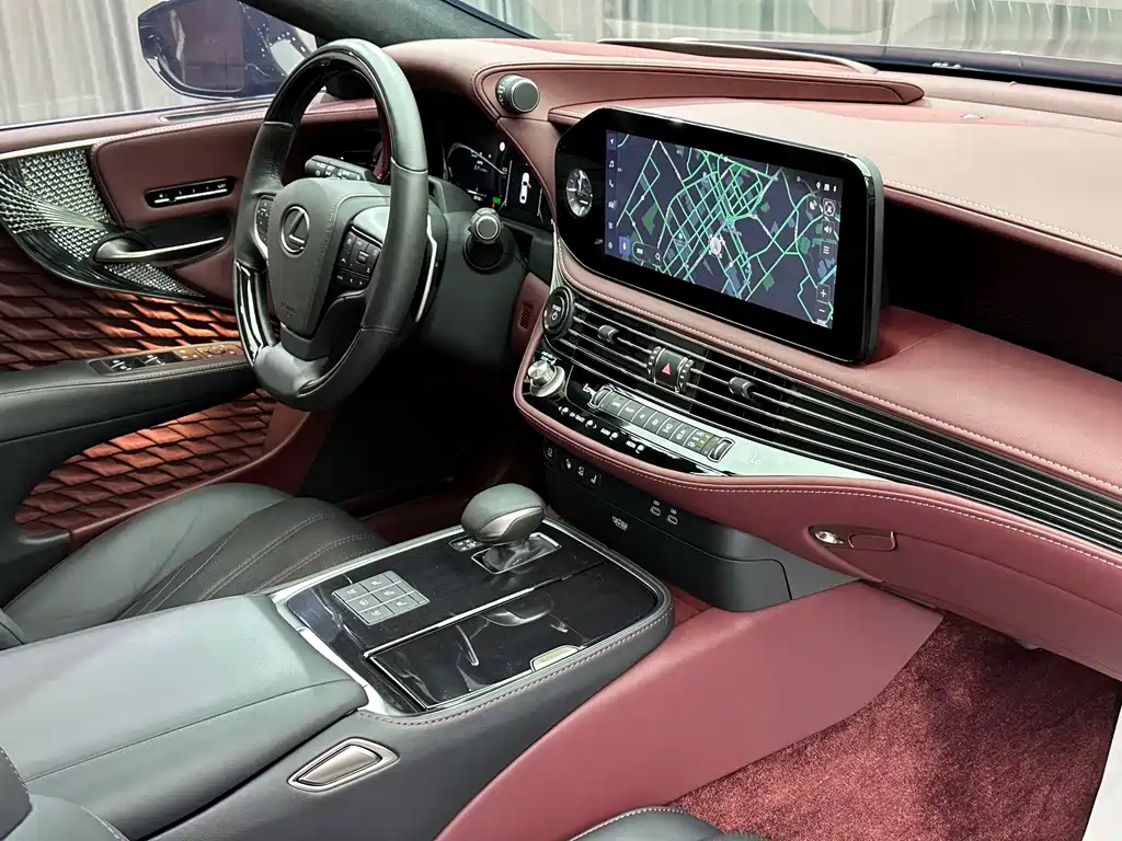Lexus LS — миниатюра 40