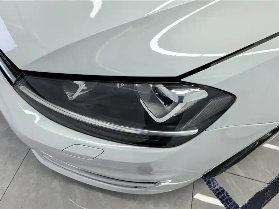 Volkswagen Golf 2016 1.4TSI 25