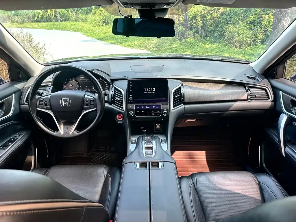 Honda Avancier — миниатюра 9