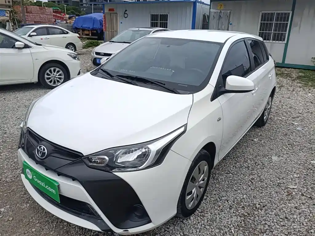 Toyota Yaris L 2020