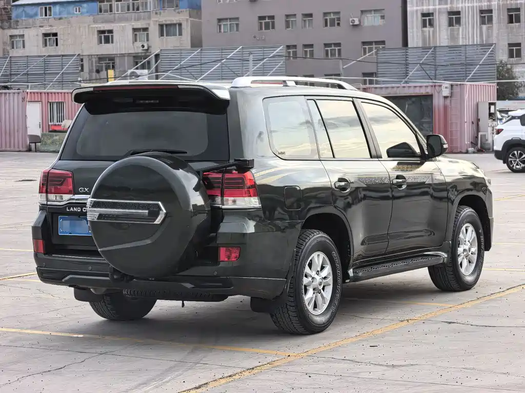 Toyota Land Cruiser — миниатюра 7
