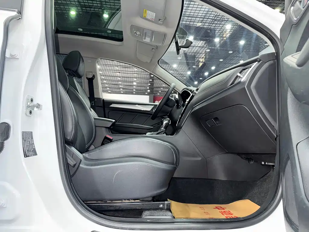 Roewe RX5 2019 20T AT 4G