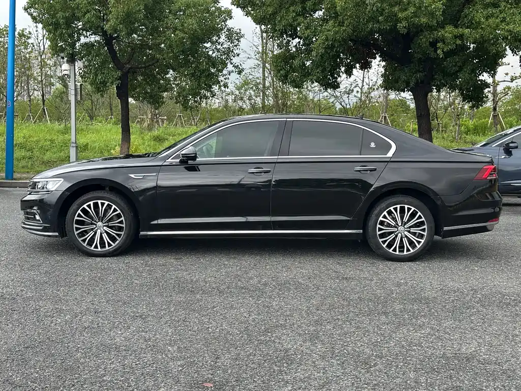 Volkswagen Phideon 2019 380TSI V