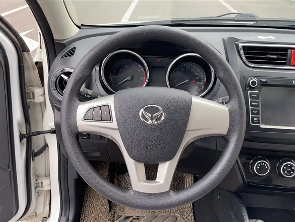 BAIC HUANSU BAIC MAGIC SPEED S3