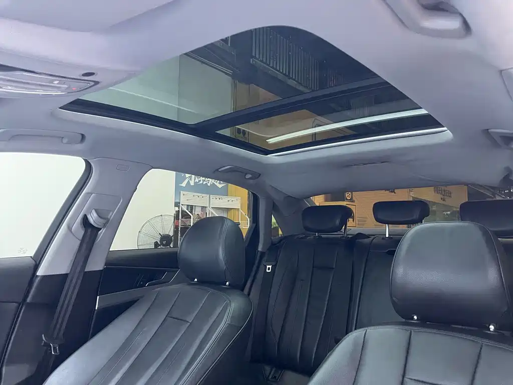 Audi A4L — миниатюра 13