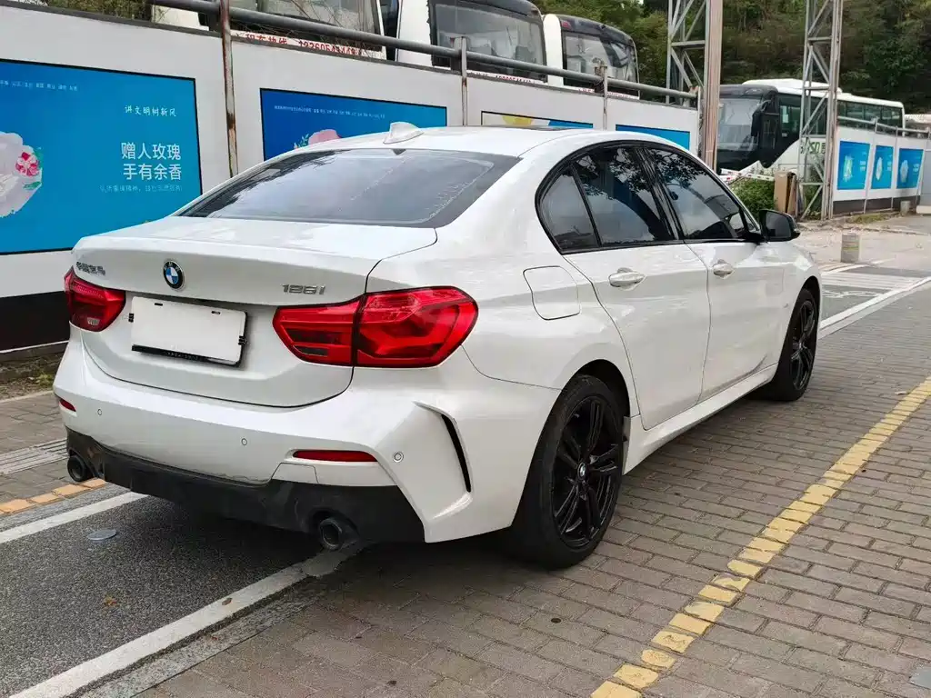 BMW 1 Series — миниатюра 4