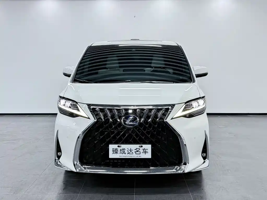 Lexus LM 2020 300h мест