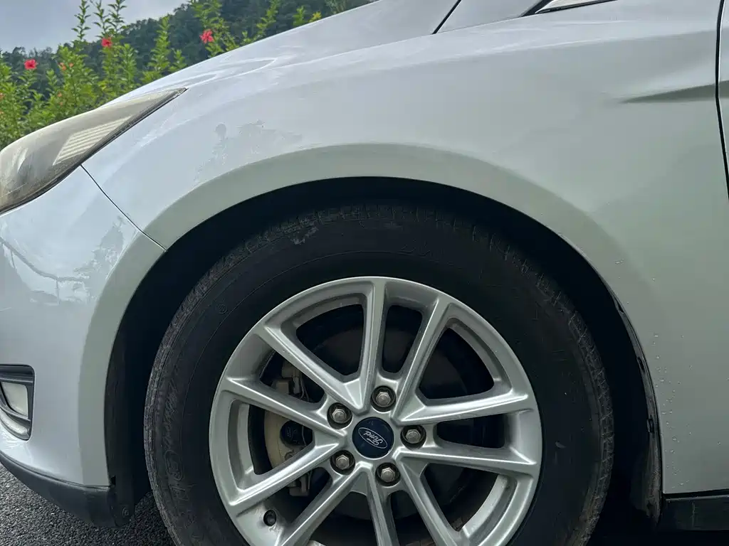 Ford Focus — миниатюра 8