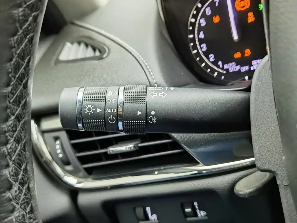 Cadillac ATS-L — миниатюра 21
