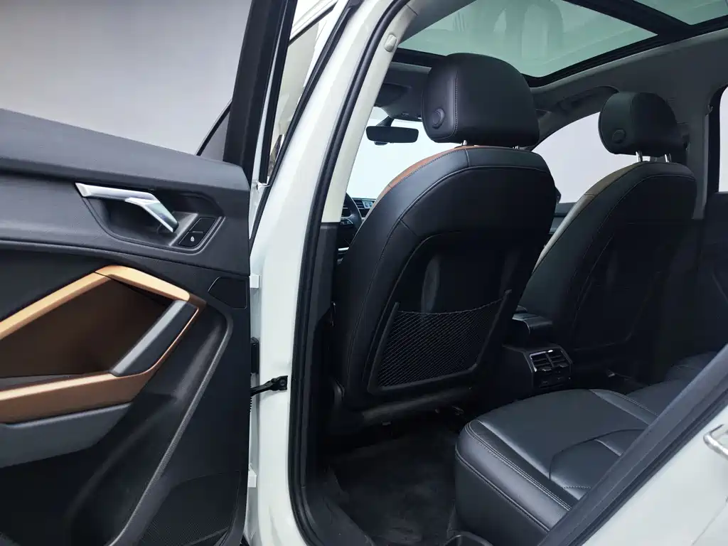Audi Q3 — миниатюра 6