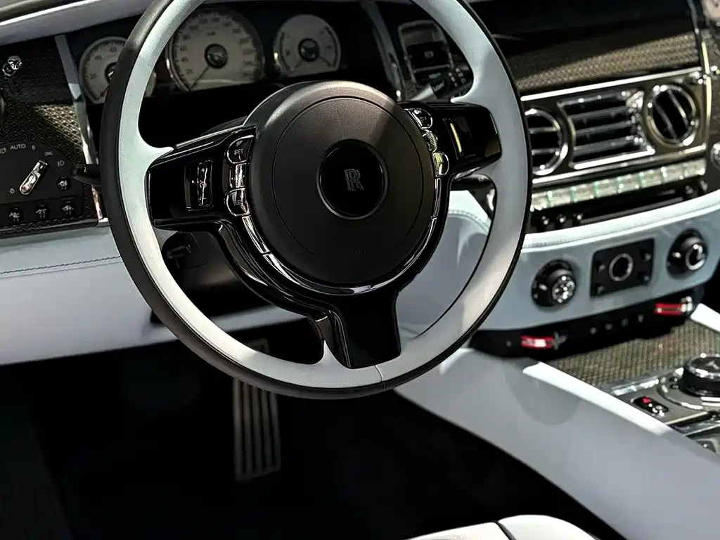 Rolls-Royce Wraith — миниатюра 6