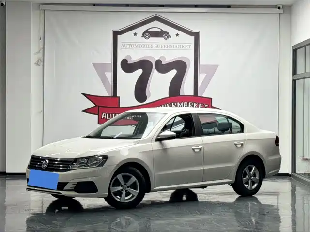 VOLKSWAGEN LAVIDA 2023