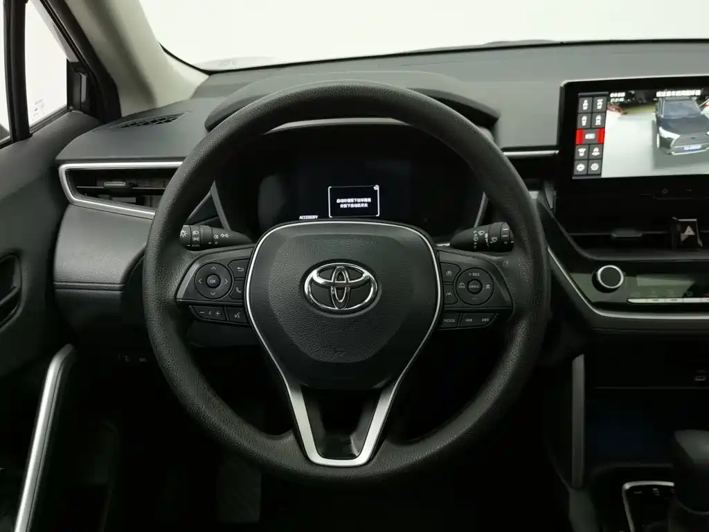 Toyota Frontlander — миниатюра 11
