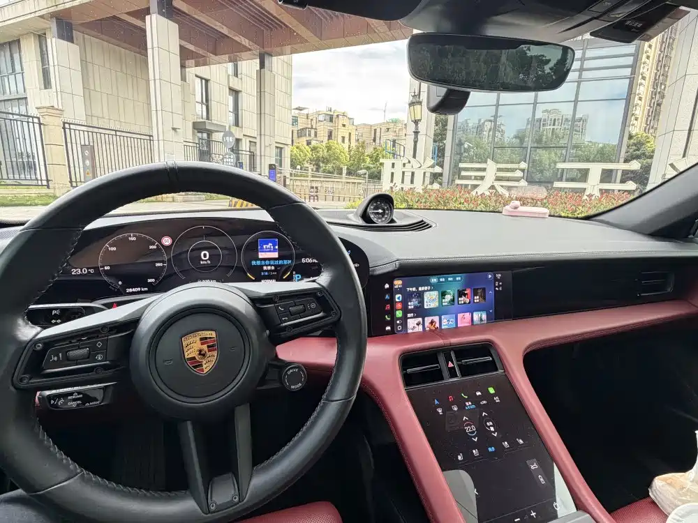 Porsche Taycan 2022 Taycan