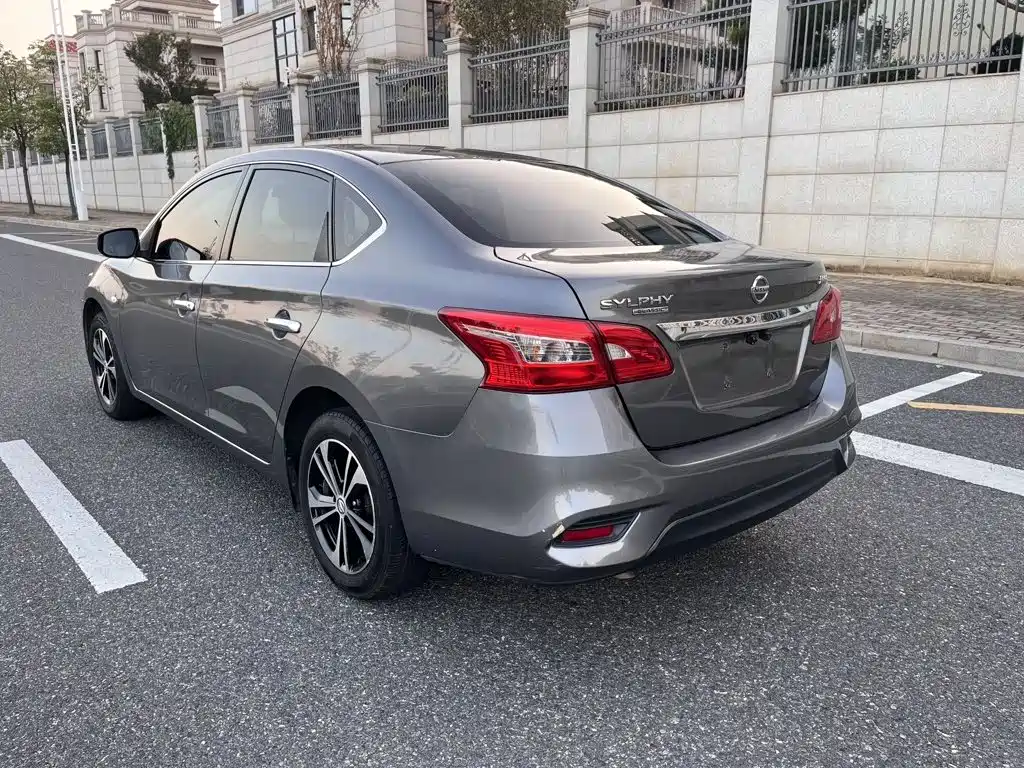 Nissan Sylphy — миниатюра 9