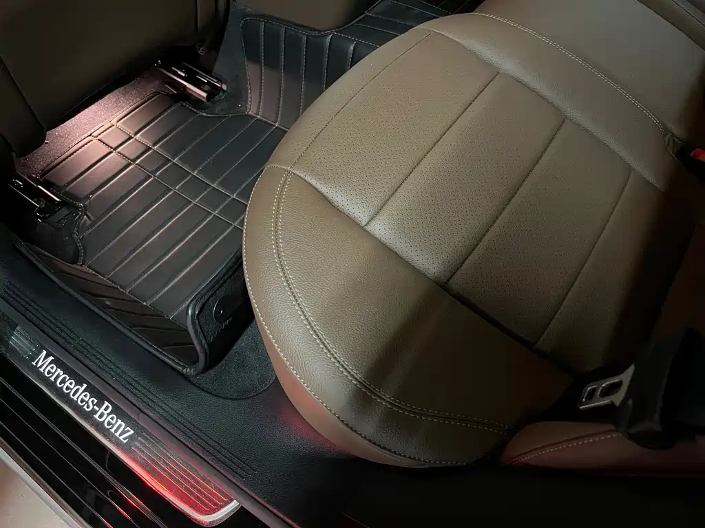 Mercedes-Benz E-Class — миниатюра 28