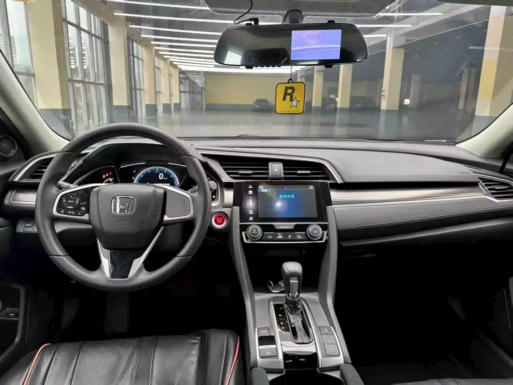 Honda Civic — миниатюра 5