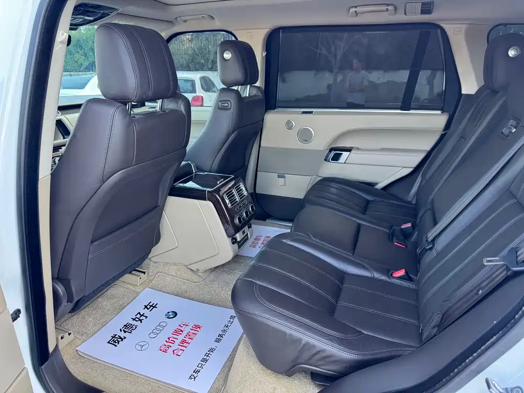 Land Rover Range Rover — миниатюра 10