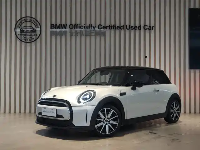 MINI  2023