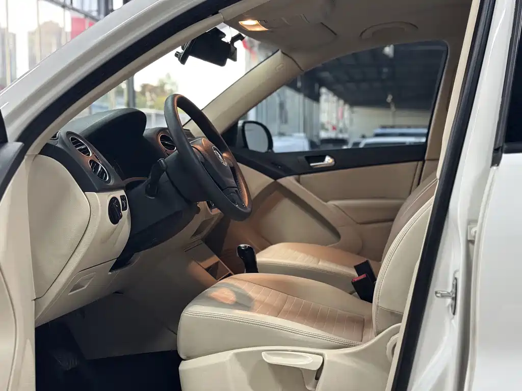 Volkswagen Tiguan — миниатюра 4