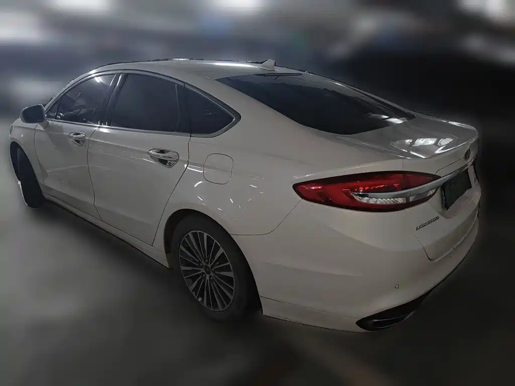 Ford Mondeo — миниатюра 25