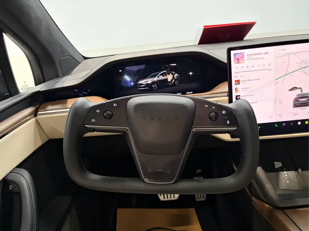 Tesla Model X — фотографии объявления, Фото 16