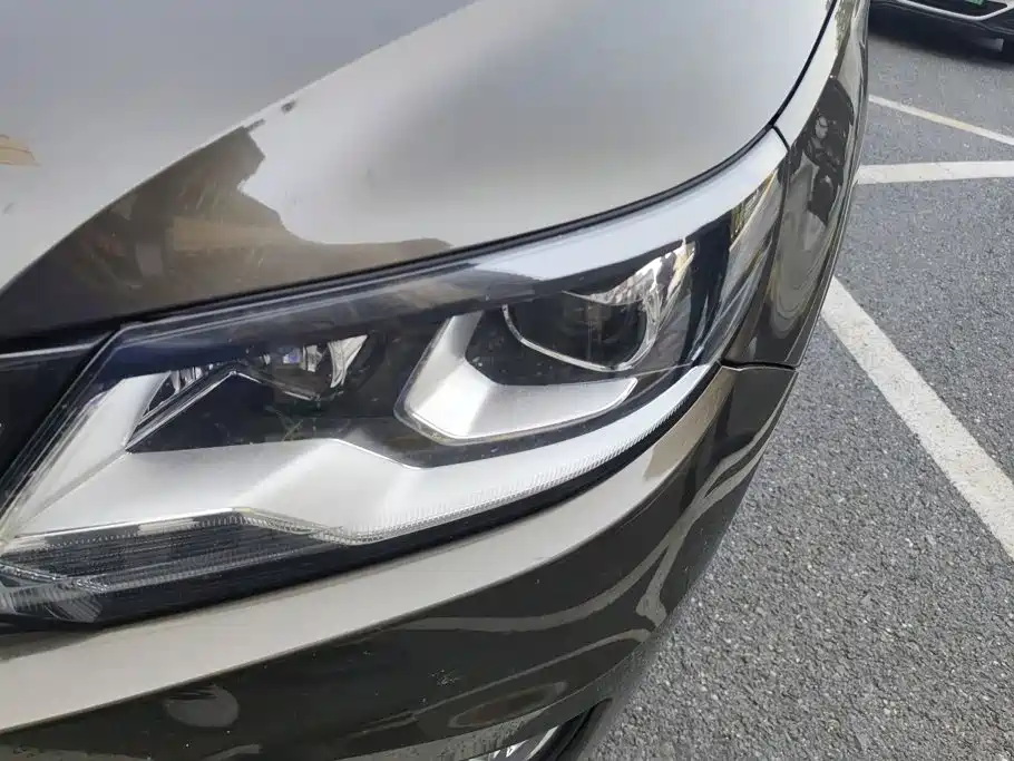 Volkswagen Tiguan — миниатюра 5