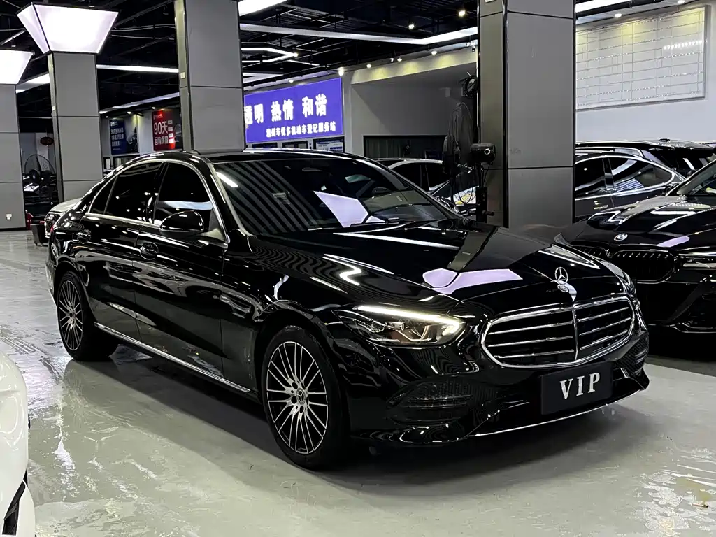 Mercedes-Benz C-Class — миниатюра 3