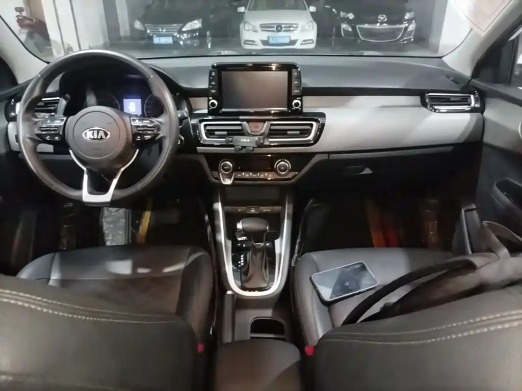 Kia Forte — миниатюра 10