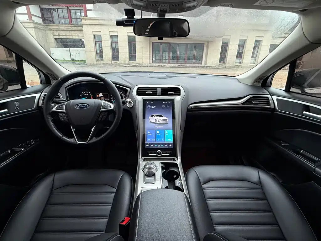 Ford Mondeo — миниатюра 9