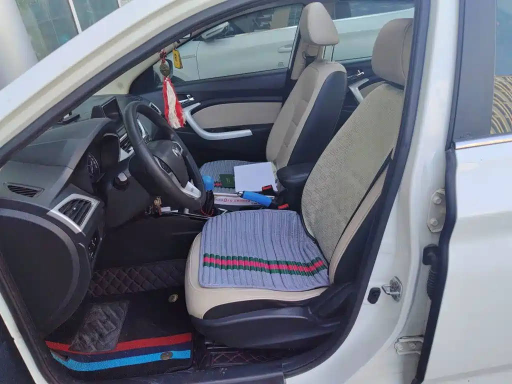 Changan V7 — миниатюра 16