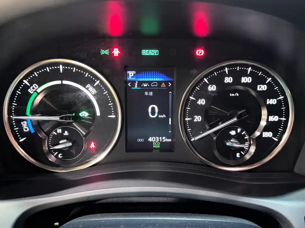 Lexus LM 2020 300h мест