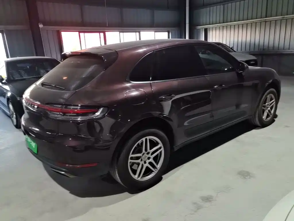Porsche Macan — миниатюра 4