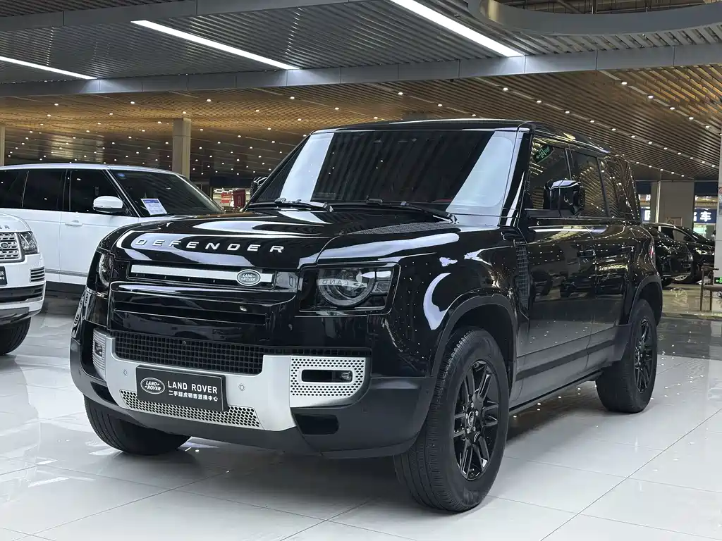Land Rover Defender 2021